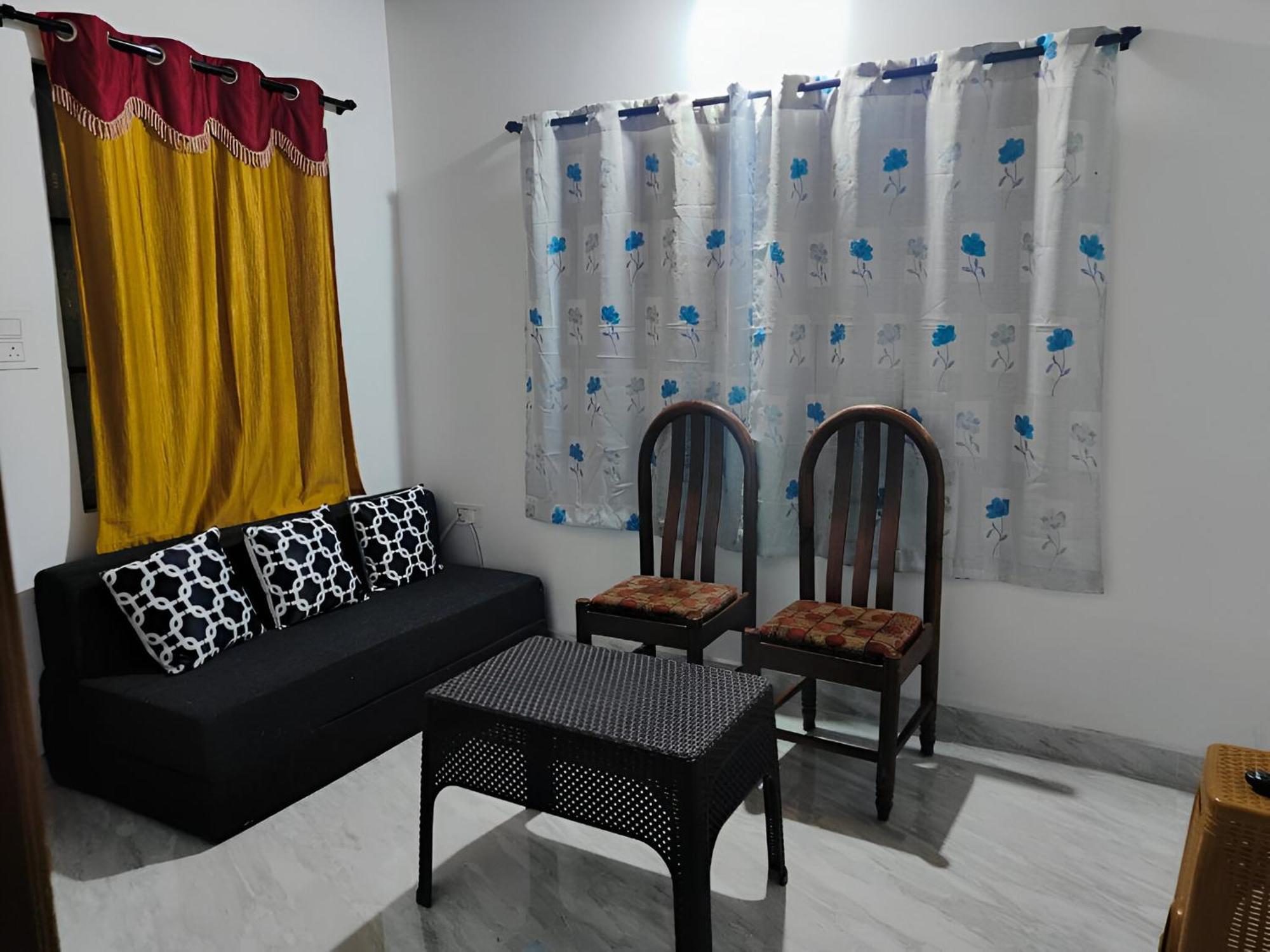 Cloudy Adobe Villa Madikeri Exterior photo